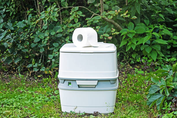 Best Porta potty delivery and setup  in Little Canada, MN